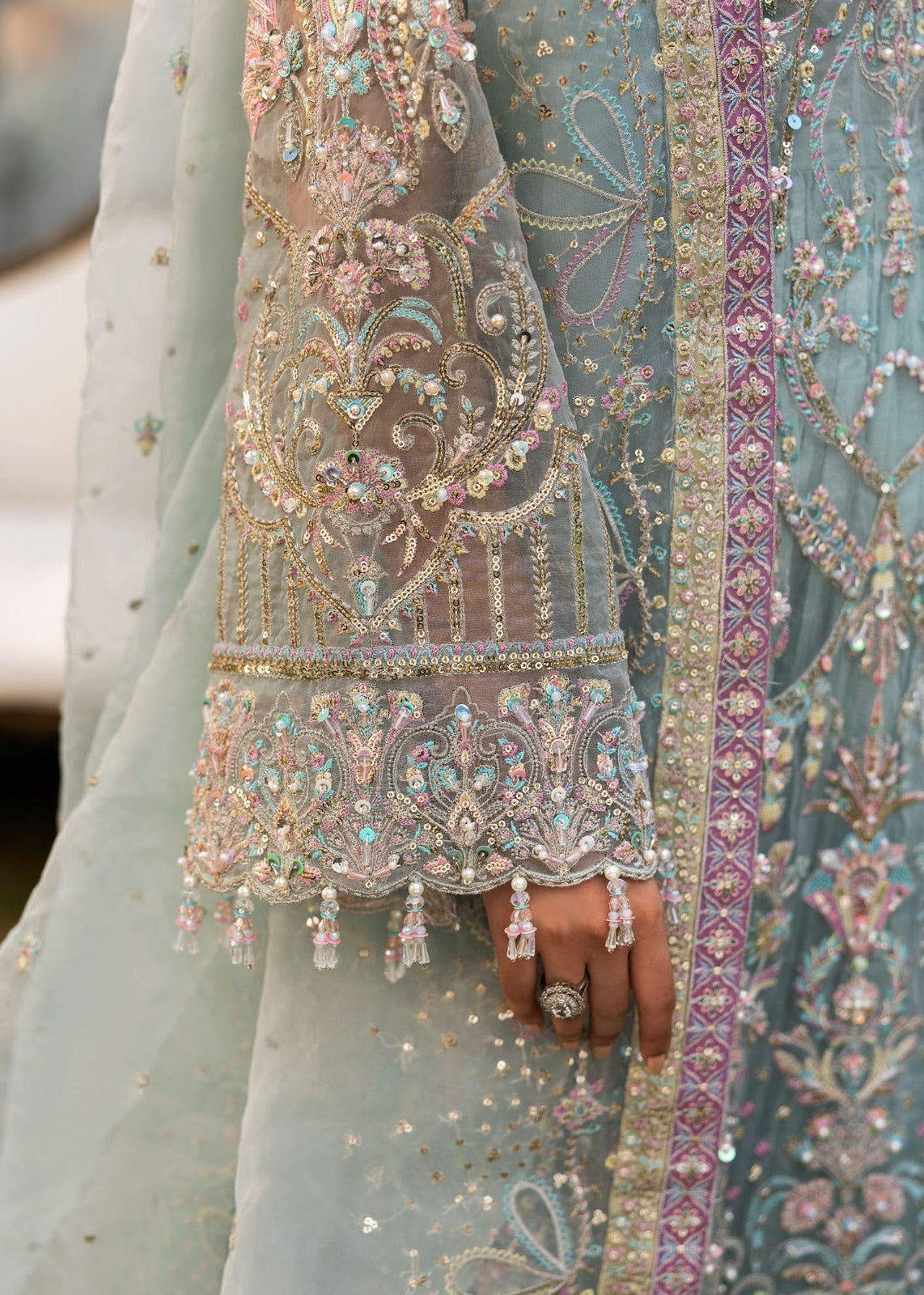 Maahi by Kanwal Malik Embroidered Organza Unstitched 3Pc Suit - AYZEL NOOR E RIVAJ