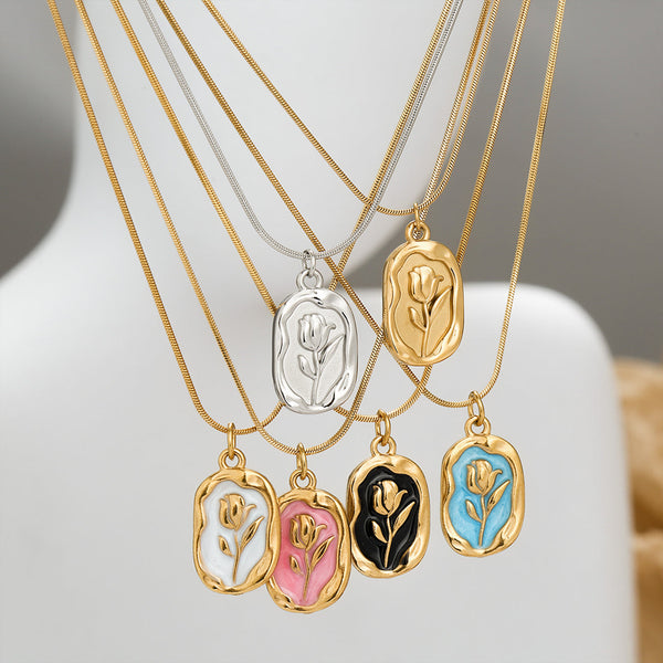 Rose flower necklace