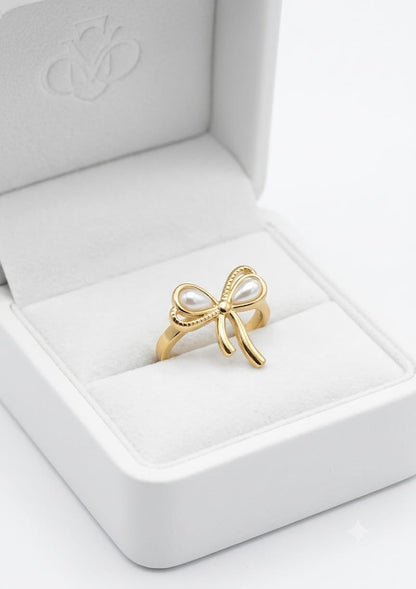 Pearl Bow Ring – Gold