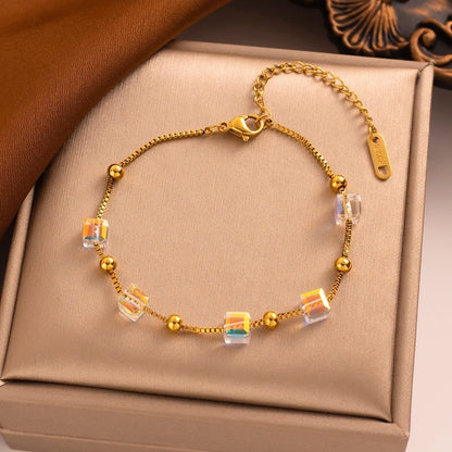 Crystal Cube Gold Braceletri cheze