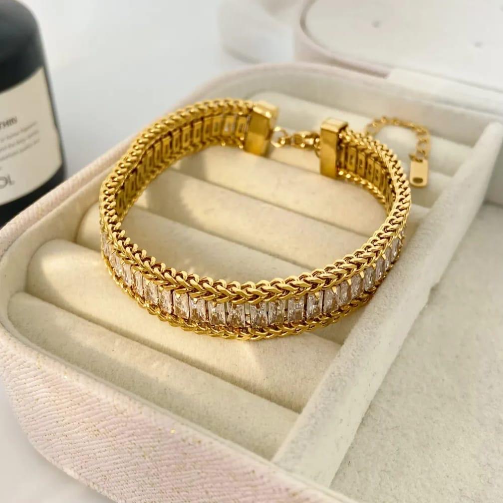 in-1 Luxury Zirconia Bracelet & Anklet (Payal) | Gold Plated