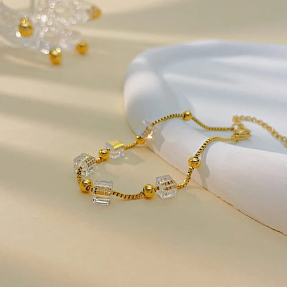 Crystal Cube Gold Braceletri cheze