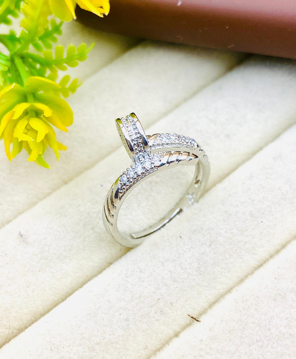 Gold Nail Wrap Ring close up