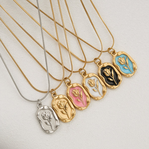 Rose flower necklace