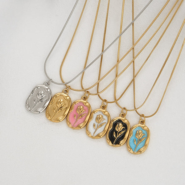 Rose flower necklace